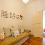Flat With One Bedroom In Moscavide - Apartamento *