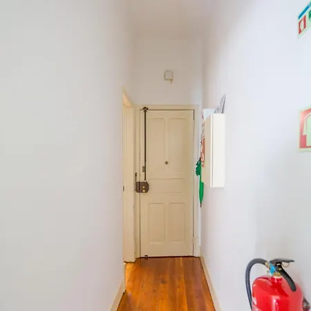 Flat With One Bedroom In Moscavide - * Lisbona