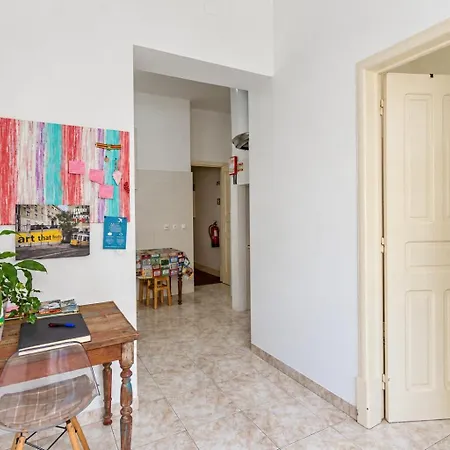 Flat With One Bedroom In Moscavide - Appartamento *