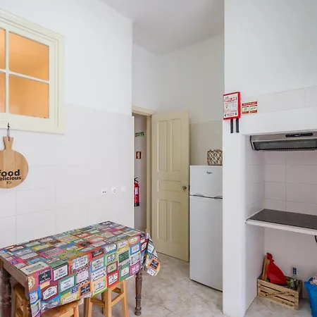 Be Local - Flat With One Bedroom In Moscavide - Apartamento *