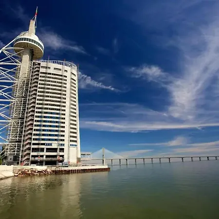 Flat With One Bedroom In Moscavide - Апартаменти *