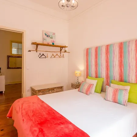 Flat With One Bedroom In Moscavide - Лісабон